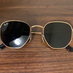 Hexagonal ray bans! In great shape